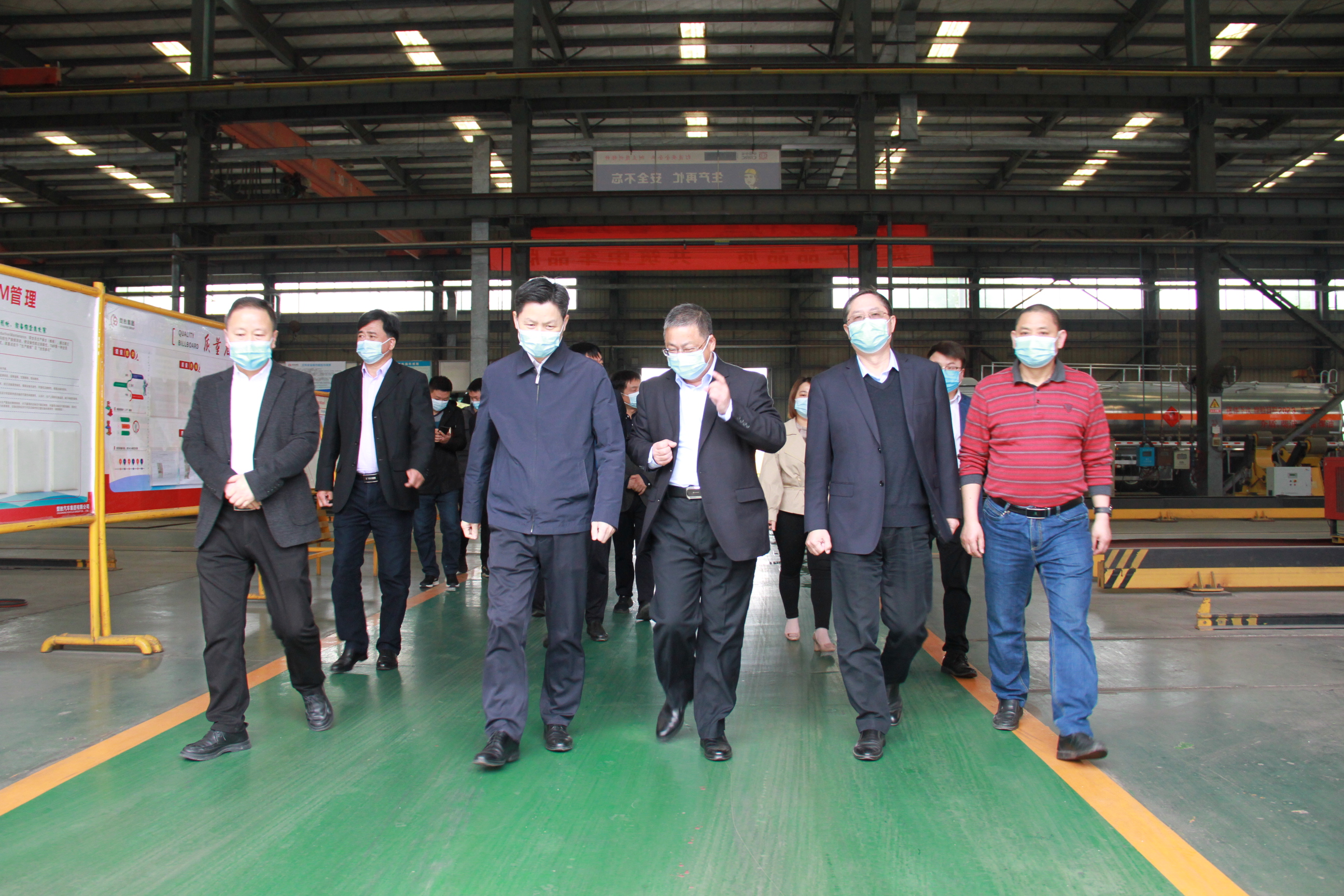 防疫情，促生產(chǎn)，市委常委副市長甘國棟一行蒞臨楚勝調(diào)研